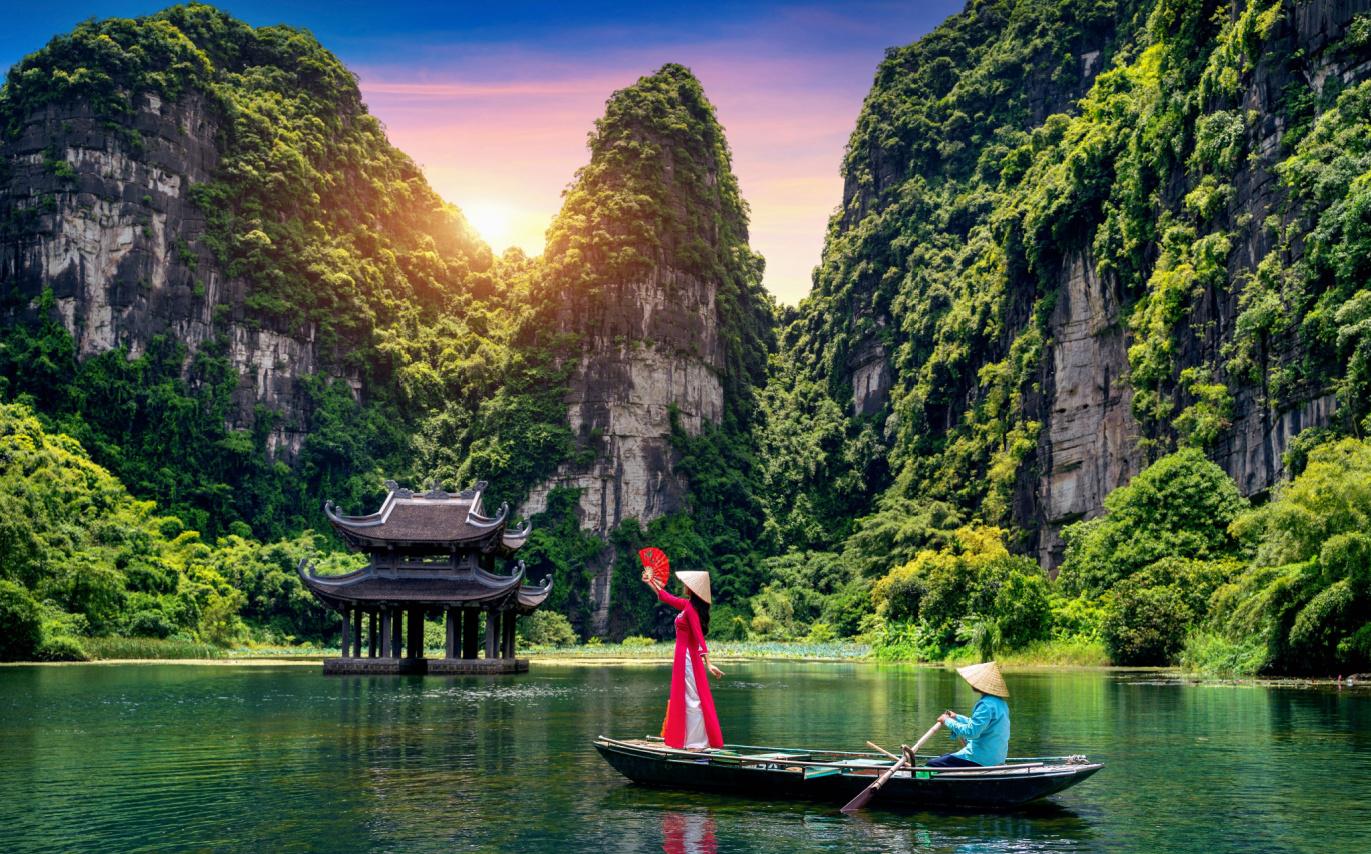 Vietnam 4 Nights 5 Days Tour Package